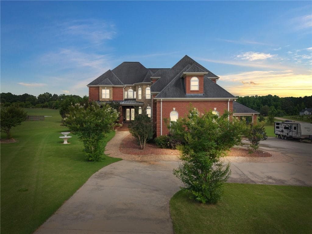 6 bedroom, 5 bathroom, 6,138 sq ft single family residence for sale at 345 River Cove Meadows, Social Circle, GA 30025 — photo 2