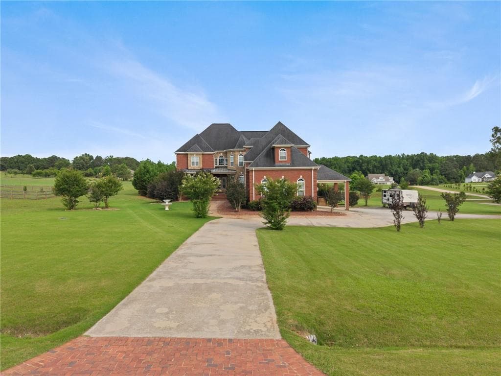 6 bedroom, 5 bathroom, 6,138 sq ft single family residence for sale at 345 River Cove Meadows, Social Circle, GA 30025 — photo 4