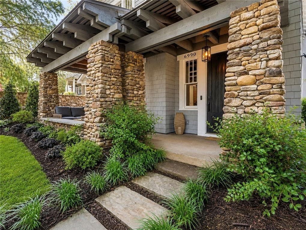 4 bedroom, 4 bathroom, 3,228 sq ft single family residence for sale at 6990 Cordery Road, Cumming, GA 30040 — photo 2