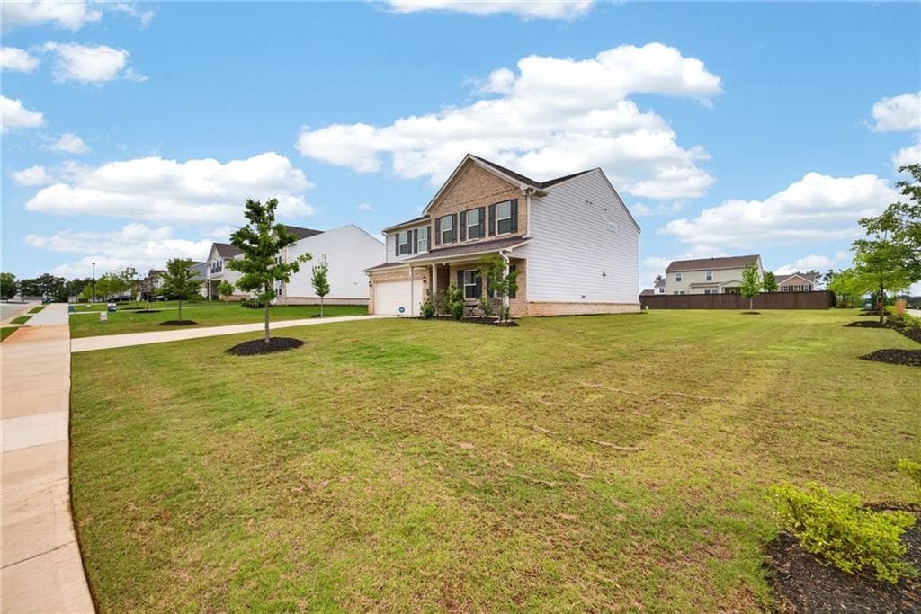 5 bedroom, 3 bathroom, 3,036 sq ft single family residence for sale at 500 Elkwood Lane, Mcdonough, GA 30252 — photo 2