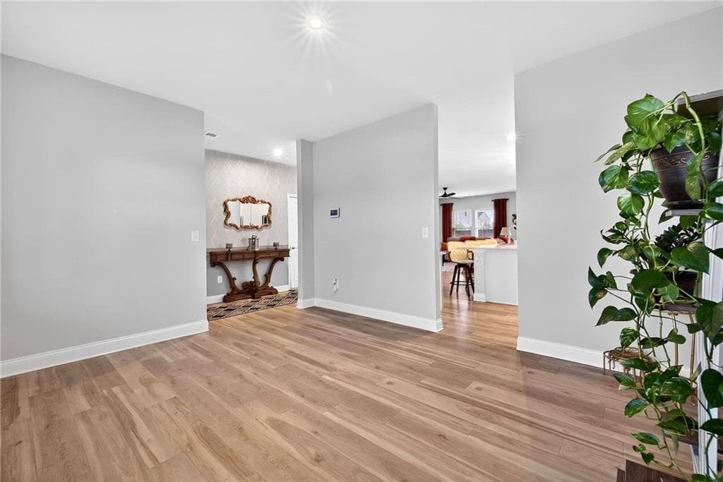 5 bedroom, 3 bathroom, 3,036 sq ft single family residence for sale at 500 Elkwood Lane, Mcdonough, GA 30252 — photo 8