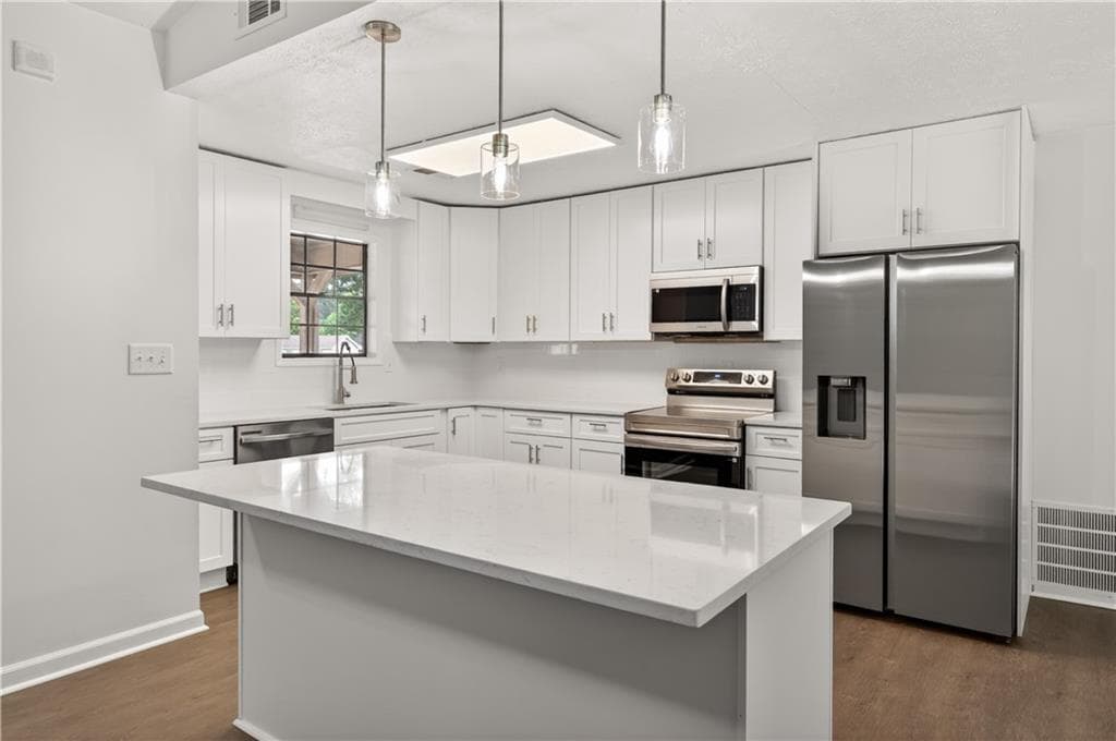3 bedroom, 2 bathroom, 1,389 sq ft single family residence under contract at 1903 Old Concord Drive, Covington, GA 30016 — photo 8