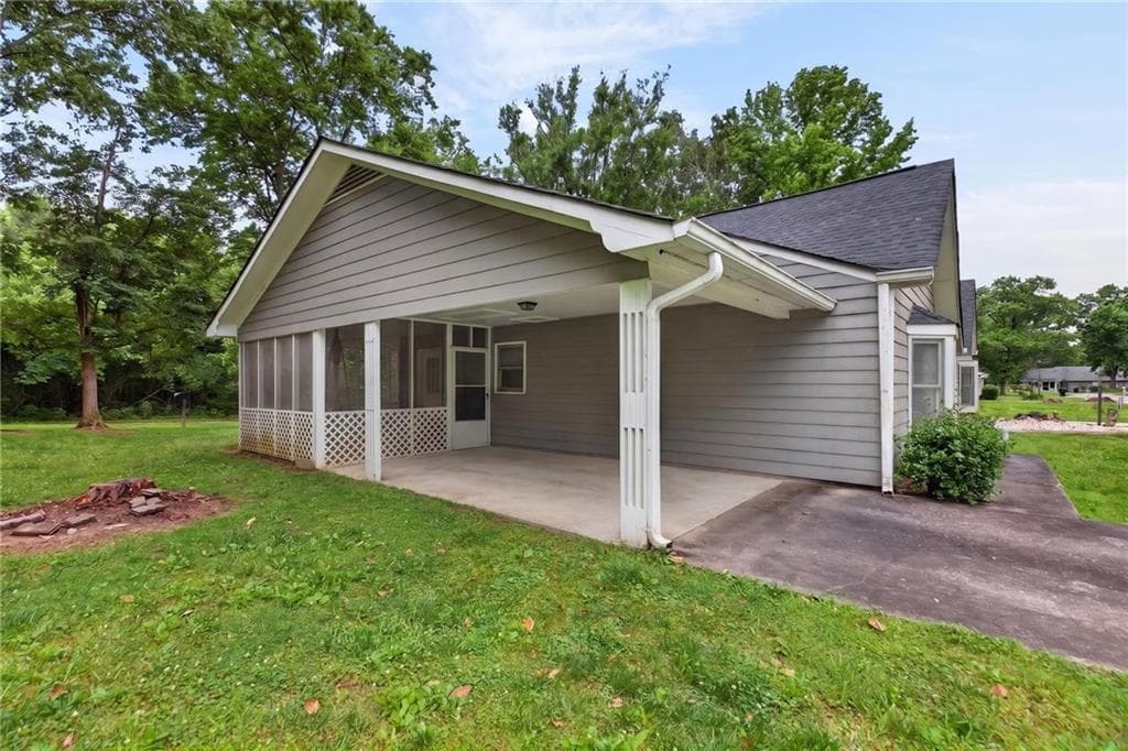 2 bedroom, 2 bathroom, 1,020 sq ft condominium under contract at 108 Villas Lane, Rome, GA 30165 — photo 4
