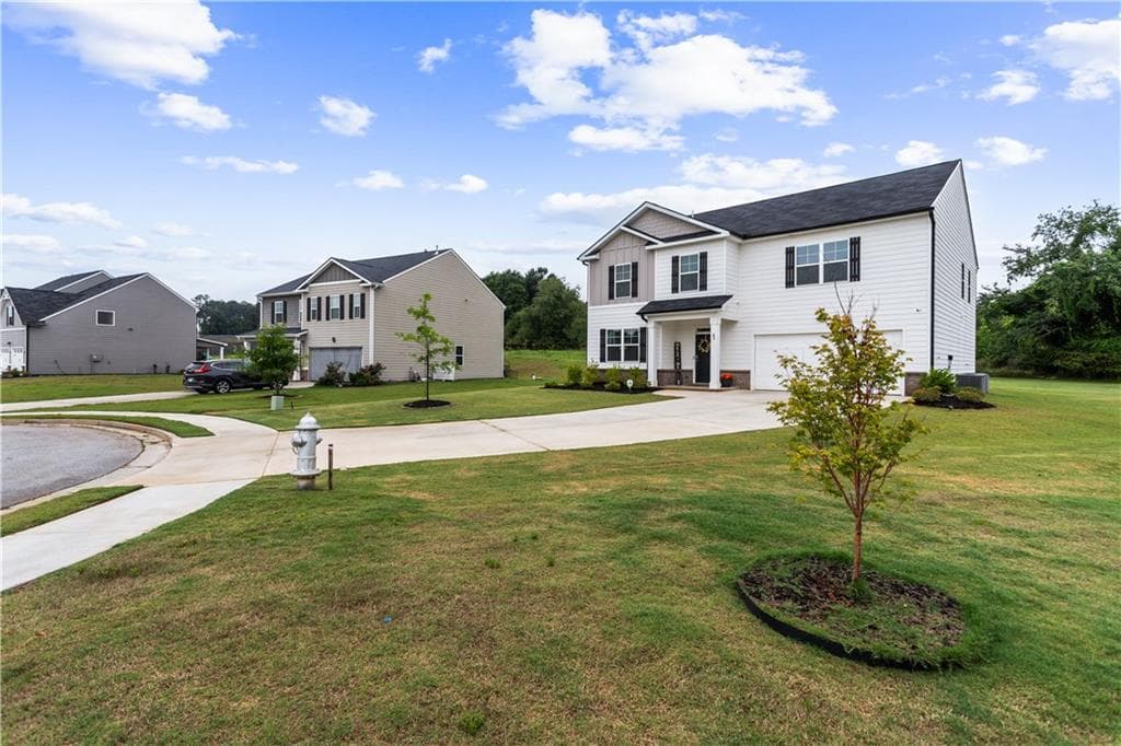 5 bedroom, 3 bathroom, 3,199 sq ft single family residence for sale at 62 Aaron Trail, Dacula, GA 30019 — photo 3