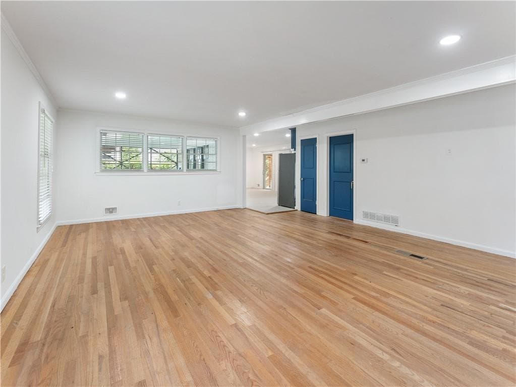 3 bedroom, 2 bathroom, 1,515 sq ft duplex for rent at 1685 Dunwoody Place Top, Atlanta, GA 30324 for $2,395 a month — photo 4