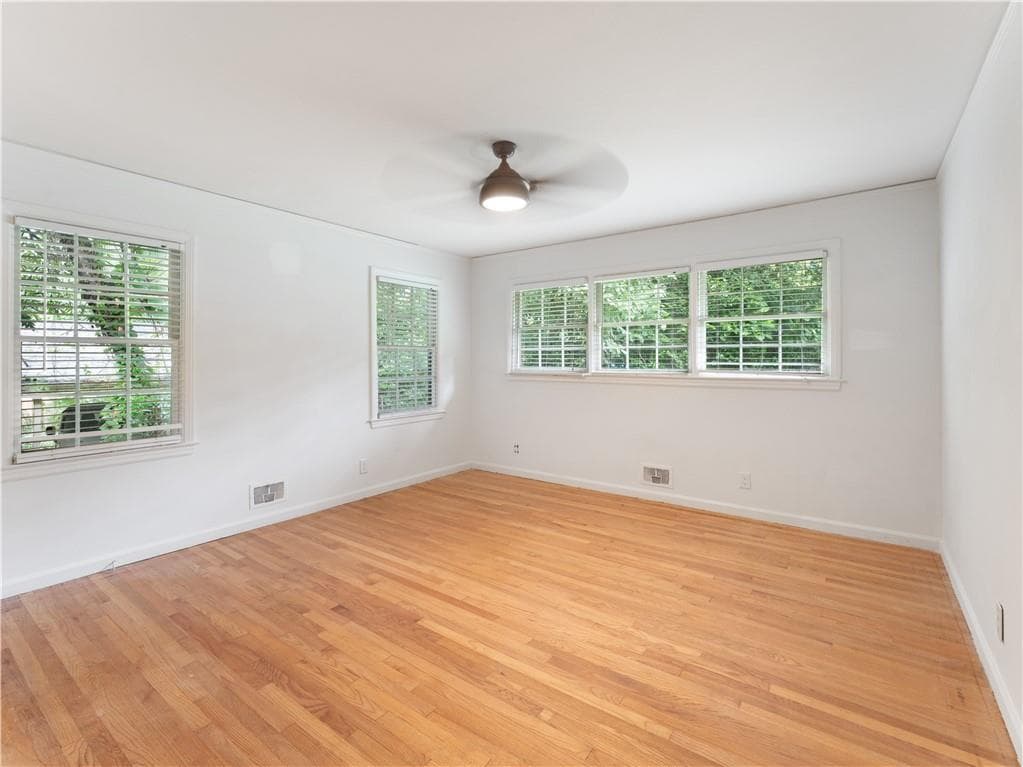 3 bedroom, 2 bathroom, 1,515 sq ft duplex for rent at 1685 Dunwoody Place Top, Atlanta, GA 30324 for $2,395 a month — photo 10