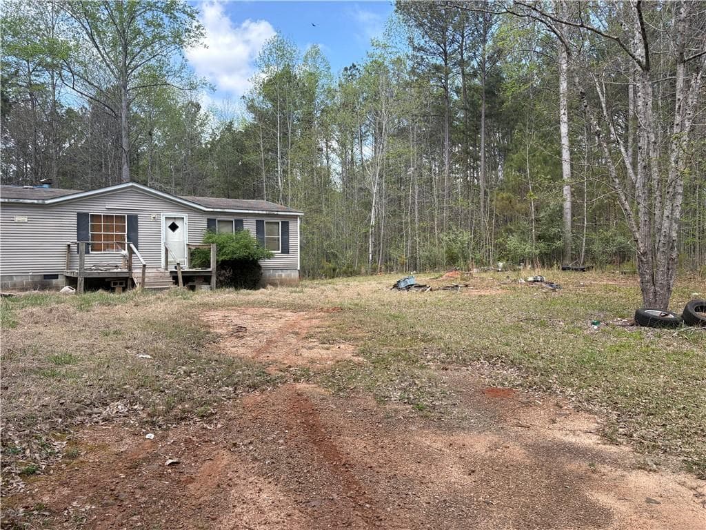 3 bedroom, 2 bathroom mobile home under contract at 374 S Alexander Creek Road, Newnan, GA 30263 — photo 5