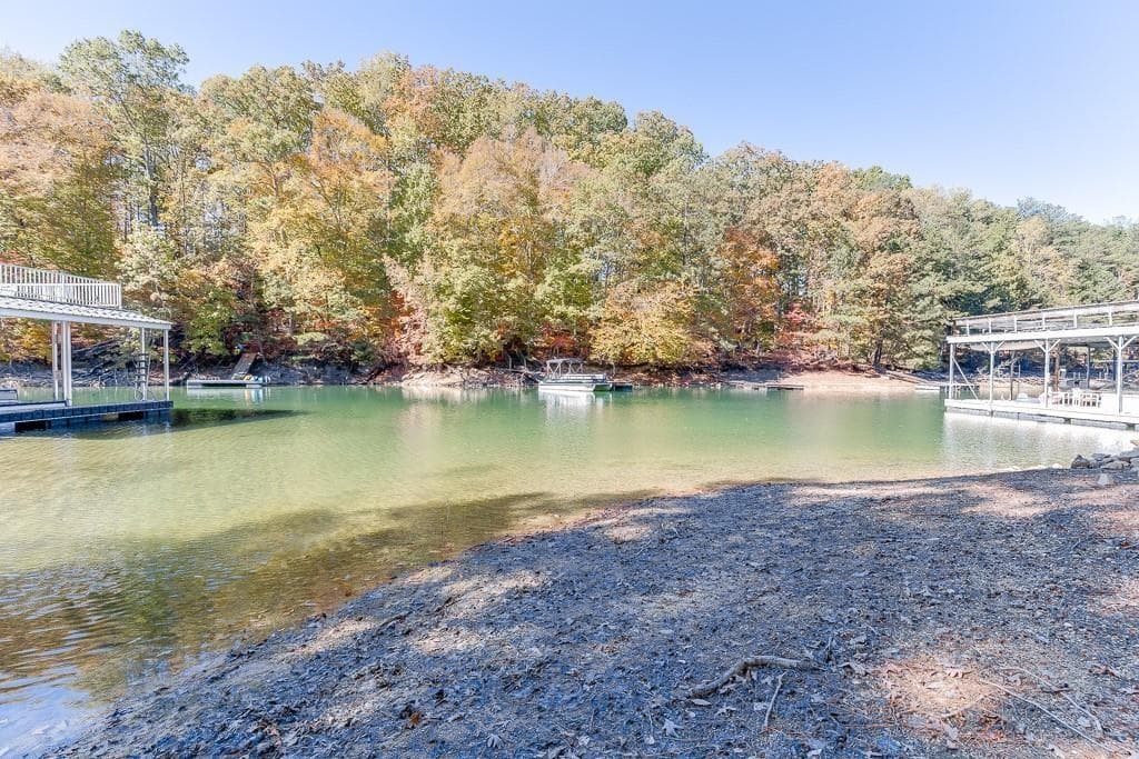 4 bedroom, 3 bathroom, 3,971 sq ft single family residence for sale at 5984 Dolvin Lane, Buford, GA 30518 — photo 6