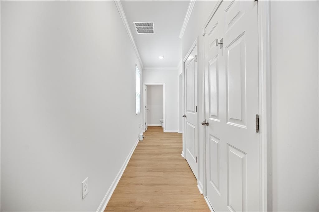 3 bedroom, 3 bathroom, 1,904 sq ft townhouse for sale at 6710 Corryton Street, Flowery Branch, GA 30542 — photo 3