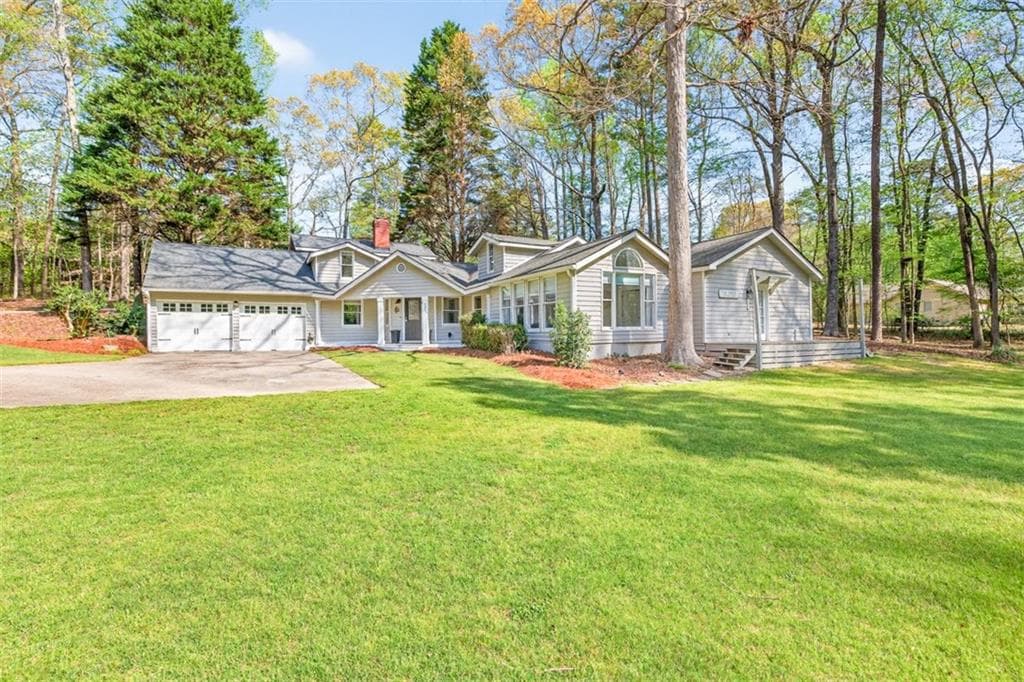 4 bedroom, 3 bathroom, 3,321 sq ft single family residence under contract at 627 Rock Springs Road, Lawrenceville, GA 30043 — photo 6