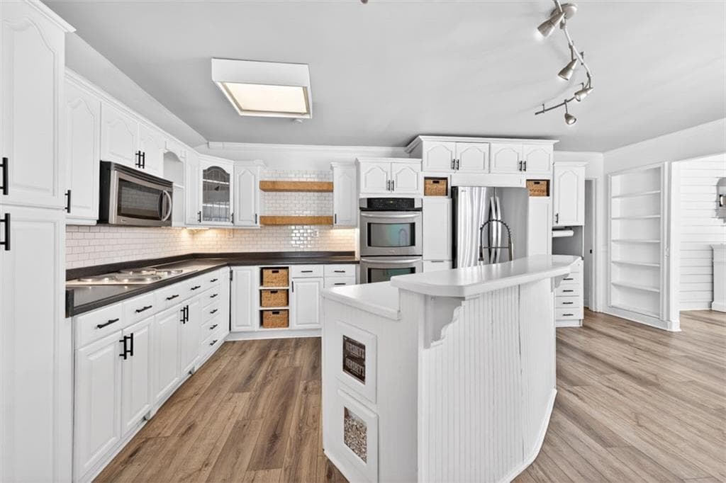 4 bedroom, 3 bathroom, 3,321 sq ft single family residence under contract at 627 Rock Springs Road, Lawrenceville, GA 30043 — photo 10