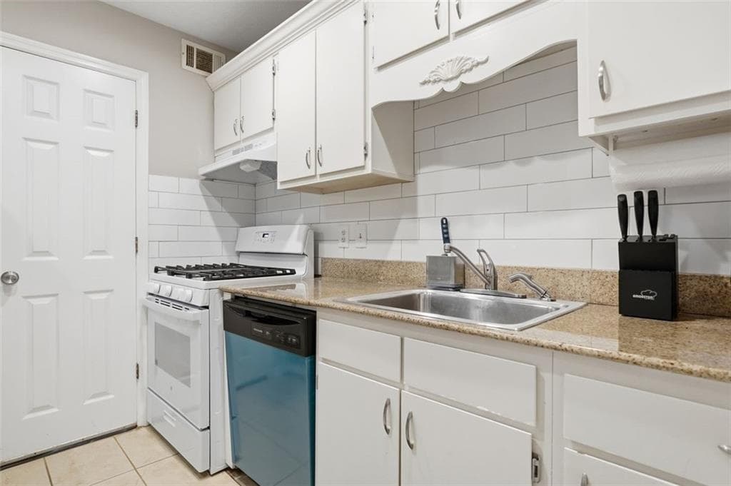 2 bedroom, 2 bathroom, 1,132 sq ft townhouse for sale at 1445 Springleaf Circle, Smyrna, GA 30080 — photo 6