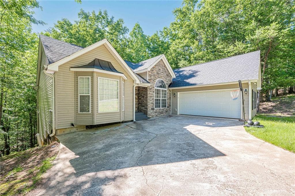 4 bedroom, 3 bathroom single family residence for rent at 262 MORSE ELM Loop, Waleska, GA 30183 for $2,800 a month — photo 1 of 49