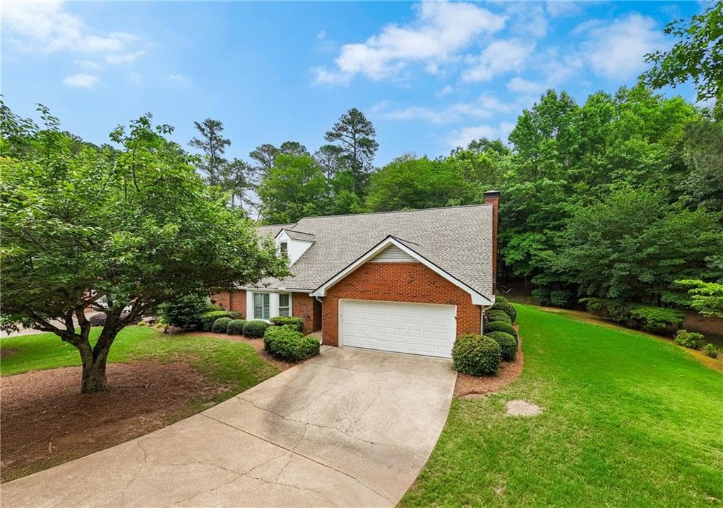300 Brickleberry Drive, Roswell, GA 30075 — most recent listing photo