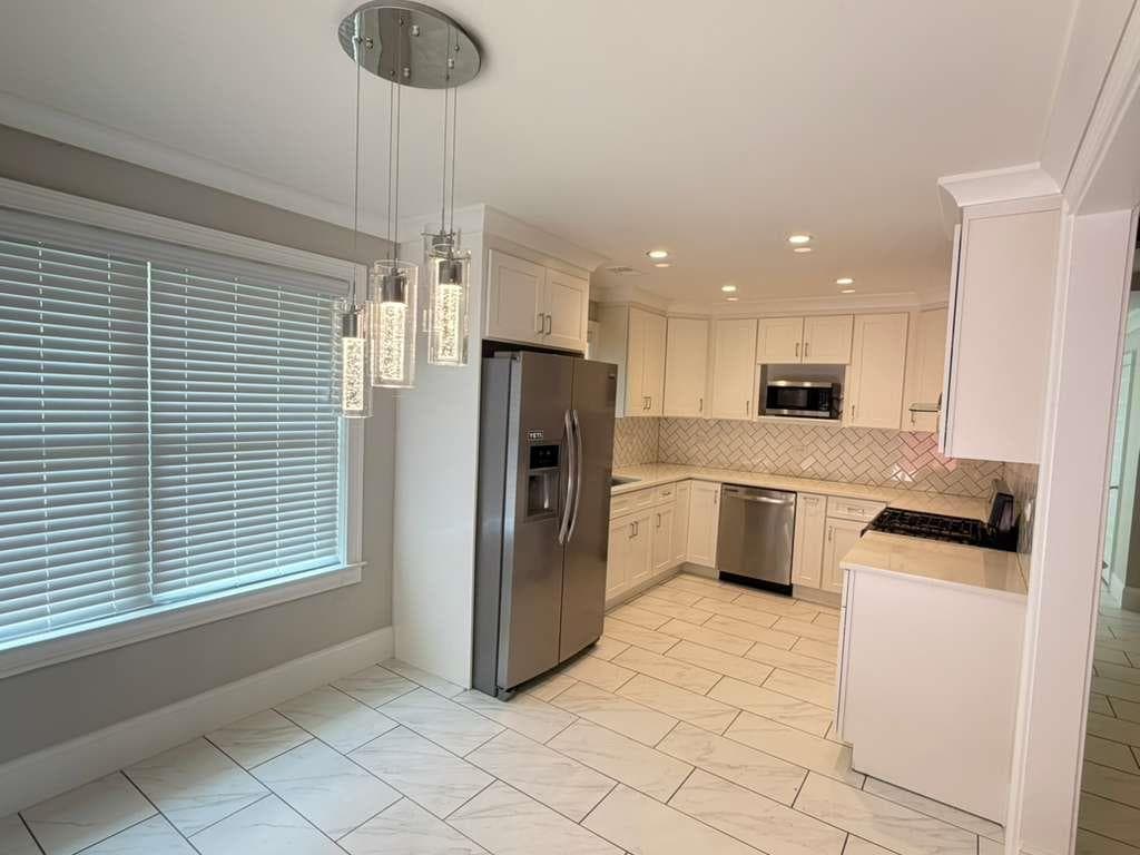3 bedroom, 2 bathroom, 1,788 sq ft single family residence for sale at 1128 Hillcrest Court, Norcross, GA 30093 — photo 7