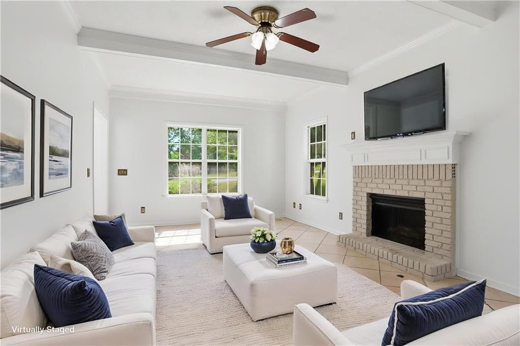 3 bedroom, 3 bathroom, 2,229 sq ft single family residence for sale at 250 Orchard Way, Calhoun, GA 30701 — photo 4
