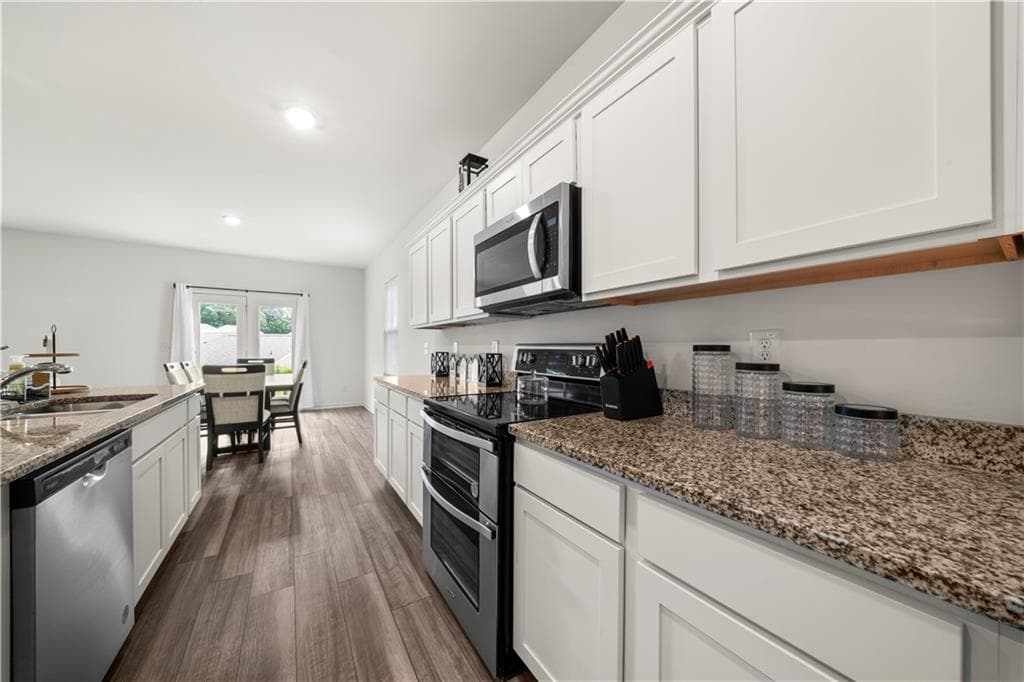 5 bedroom, 3 bathroom, 2,306 sq ft single family residence for sale at 14 Borland Road, Villa Rica, GA 30180 — photo 7