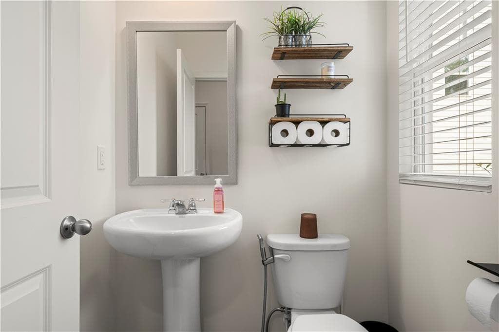 5 bedroom, 3 bathroom, 2,306 sq ft single family residence for sale at 14 Borland Road, Villa Rica, GA 30180 — photo 9