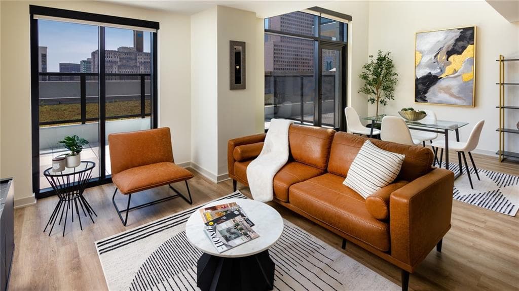 2 bedroom, 2 bathroom, 1,141 sq ft apartment for rent at 161 Peachtree Center Avenue 1812, Atlanta, GA 30303 for $2,505 a month — photo 5