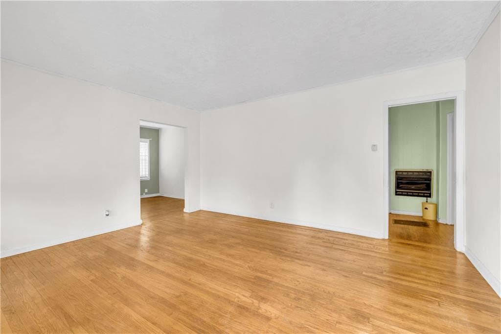 3 bedroom, 1 bathroom, 1,502 sq ft single family residence under contract at 1712 Clifton Way, Atlanta, GA 30316 — photo 5