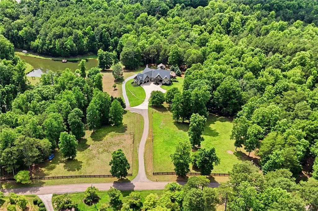 4 bedroom, 6 bathroom, 9,150 sq ft single family residence for sale at 457 Arlington Way, Canton, GA 30114 — photo 3