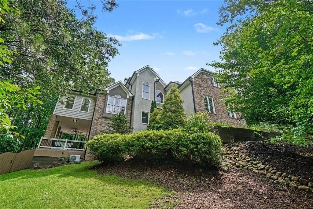5 bedroom, 4 bathroom, 4,783 sq ft single family residence under contract at 13 Southridge Trail, Cartersville, GA 30120 — photo 4