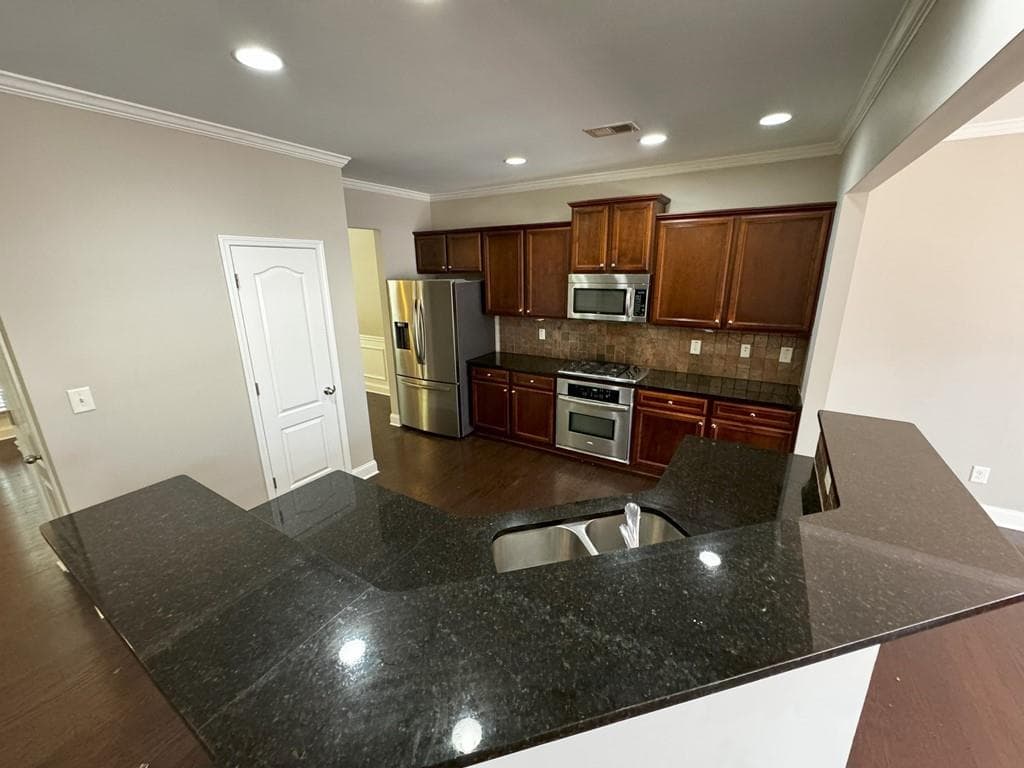 4 bedroom, 4 bathroom, 1,748 sq ft townhouse for rent at 3329 Twinrose Place, Alpharetta, GA 30004 for $2,850 a month — photo 2