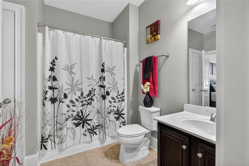 5 bedroom, 4 bathroom, 3,907 sq ft single family residence for sale at 179 Napa Drive, Mcdonough, GA 30253 — photo 9