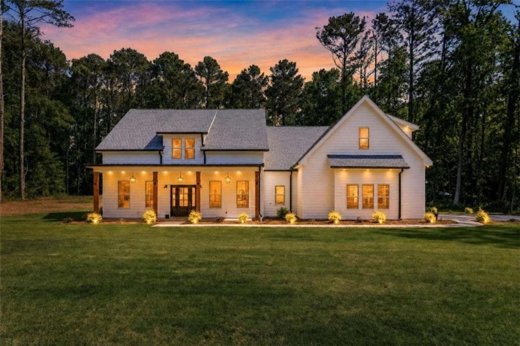 4 bedroom, 4 bathroom, 3,000 sq ft single family residence sold at 107 Oxford North Road, Oxford, GA 30054