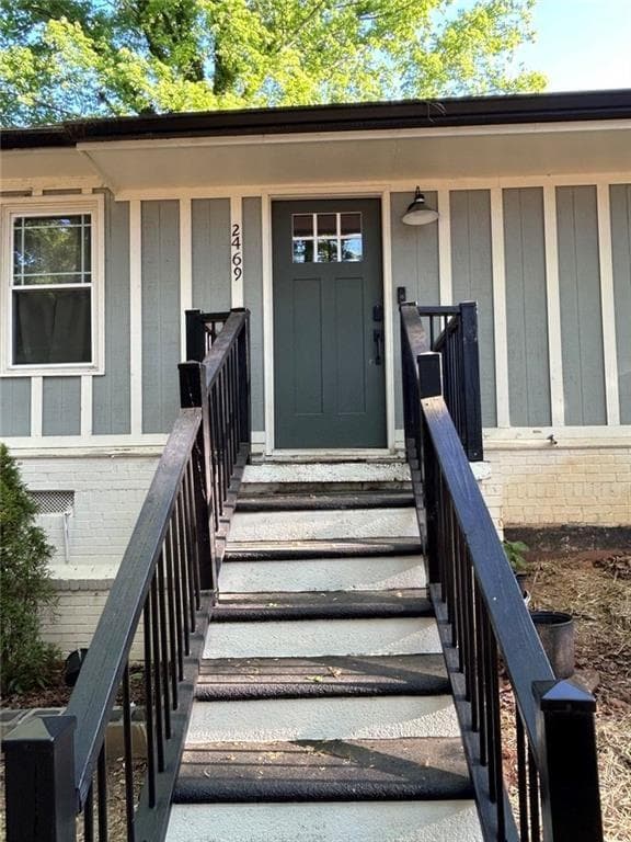 3 bedroom, 2 bathroom, 1,350 sq ft single family residence for sale at 2469 Stone Road, East Point, GA 30344 — photo 3