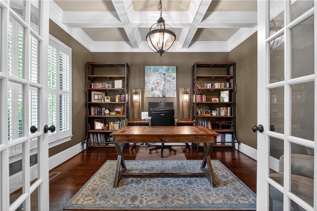 6 bedroom, 6 bathroom, 7,123 sq ft single family residence for sale at 5365 Lake Redwine Cove, Acworth, GA 30101 — photo 9