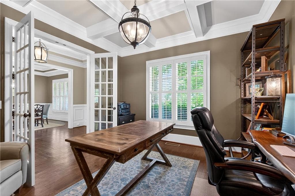 6 bedroom, 6 bathroom, 7,123 sq ft single family residence for sale at 5365 Lake Redwine Cove, Acworth, GA 30101 — photo 10