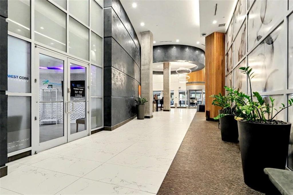 2 bedroom, 2 bathroom, 1,032 sq ft condominium under contract at 943 Peachtree Street 1411, Atlanta, GA 30309