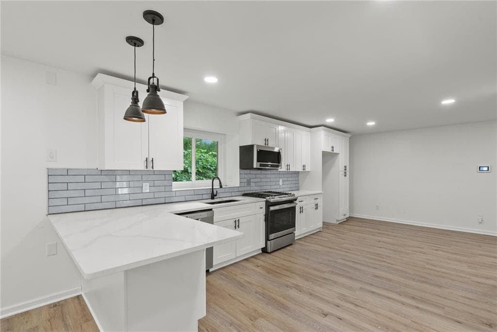 4 bedroom, 3 bathroom, 3,608 sq ft single family residence for sale at 1060 Deer Chase Court, Stone Mountain, GA 30088 — photo 10