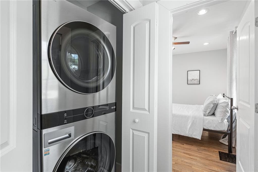 3 bedroom, 2 bathroom single family residence for rent at 1026 Deckner Avenue, Atlanta, GA 30310 for $3,600 a month — photo 10