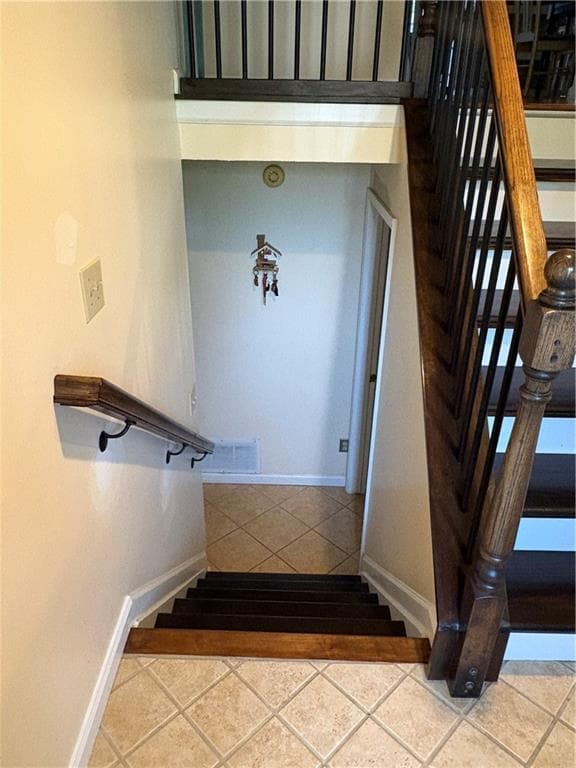 4 bedroom, 4 bathroom, 2,634 sq ft single family residence for sale at 5529 Willow Brook Drive, Norcross, GA 30093 — photo 4