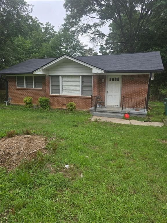 3 bedroom, 1 bathroom, 949 sq ft single family residence for sale at 5452 Alder Drive, Forest Park, GA 30297