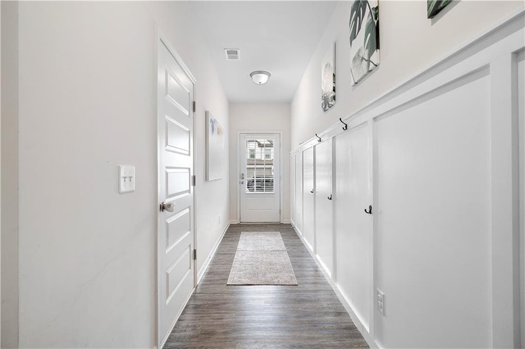 3 bedroom, 3 bathroom, 1,933 sq ft townhouse for sale at 26 Felton Walk Boulevard, Cartersville, GA 30120 — photo 5
