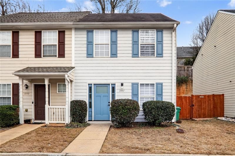 2 bedroom, 2 bathroom, 1,120 sq ft townhouse sold at 1957 Shawn Wayne Circle, Atlanta, GA 30316