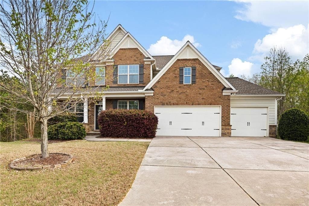 5 bedroom, 3 bathroom, 3,088 sq ft single family residence for sale at 440 Cranbrooke Circle, Suwanee, GA 30024