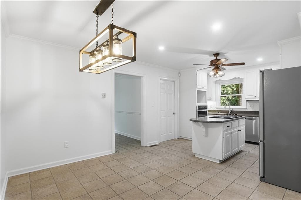 3 bedroom, 2 bathroom, 2,008 sq ft single family residence for sale at 41 Lorraine Valley, Winder, GA 30680 — photo 9