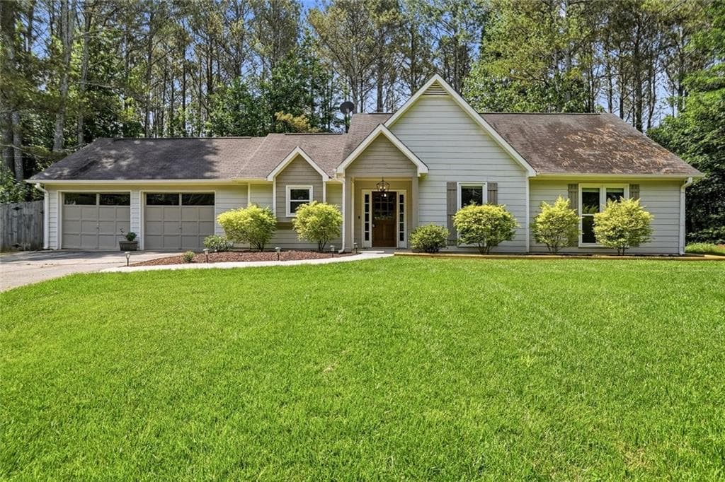 5985 Bridle Drive, Cumming, GA 30028 — most recent listing photo