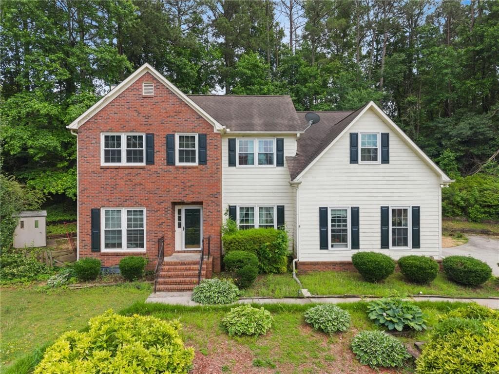 4 bedroom, 3 bathroom, 2,537 sq ft single family residence for sale at 255 Timber Oak Cove, Lawrenceville, GA 30043 — photo 1 of 25