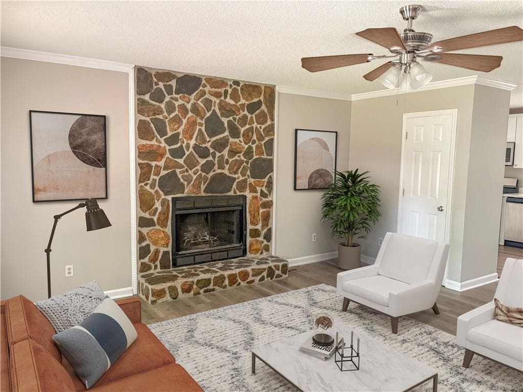 4 bedroom, 3 bathroom, 2,114 sq ft single family residence for sale at 385 Nectarine Drive, Newnan, GA 30265 — photo 2