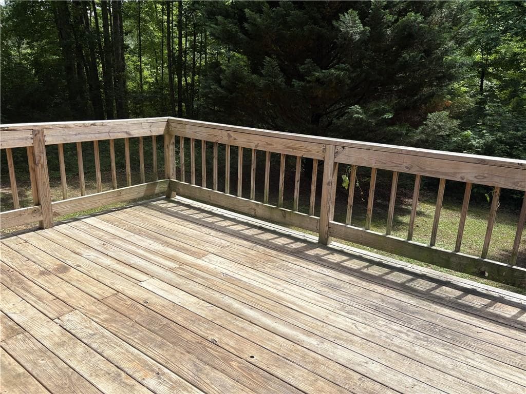 4 bedroom, 3 bathroom, 2,114 sq ft single family residence for sale at 385 Nectarine Drive, Newnan, GA 30265 — photo 10