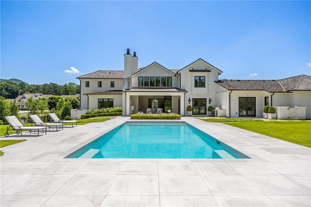 5 bedroom, 6 bathroom, 11,438 sq ft single family residence for sale at 1640 Kenai Road, Marietta, GA 30064 — photo 4