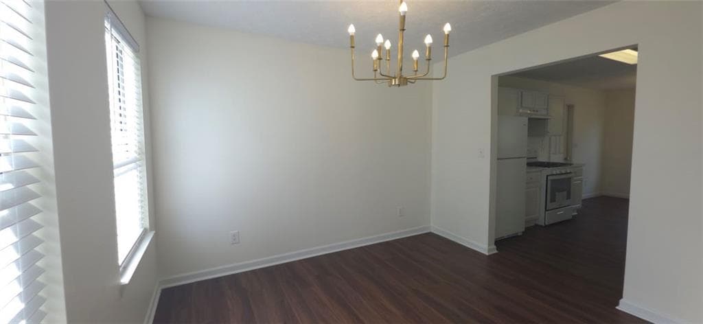 3 bedroom, 3 bathroom, 2,682 sq ft single family residence for rent at 2895 Gallery Grove, Snellville, GA 30039 for $1,995 a month — photo 4
