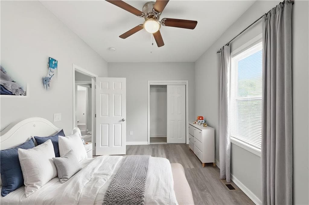 3 bedroom, 2 bathroom, 1,560 sq ft single family residence for sale at 1152 Wedgewood Drive, Atlanta, GA 30318 — photo 6