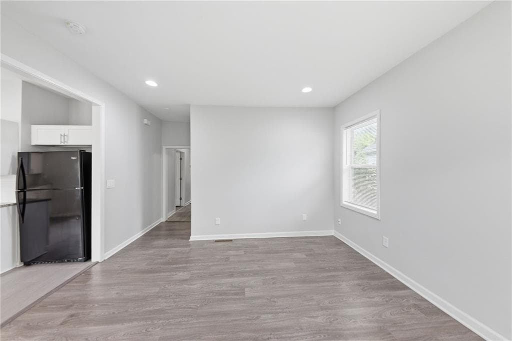 3 bedroom, 2 bathroom, 1,560 sq ft single family residence for sale at 1152 Wedgewood Drive, Atlanta, GA 30318 — photo 9