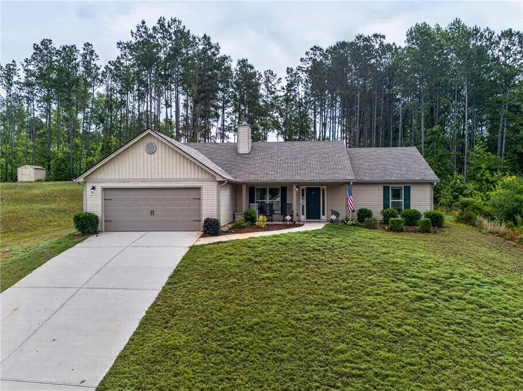 3 bedroom, 3 bathroom, 1,808 sq ft single family residence for sale at 32 Armstrong Drive, Mansfield, GA 30055